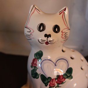 Vintage 1980's California Pottery/Pottery By Levine 7 1/2 inch Potpourri Cat